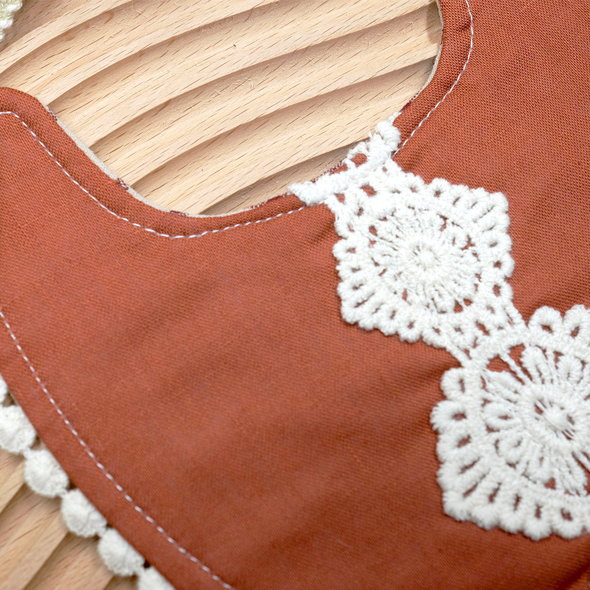 Reversible Lace Cotton Bib - Maroon Lace & Cream Checker