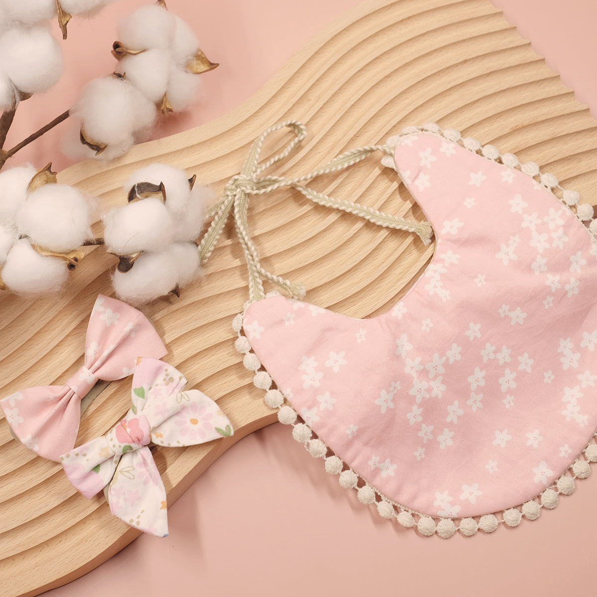 Reversible Lace Cotton Bib - Light Pink & Floral